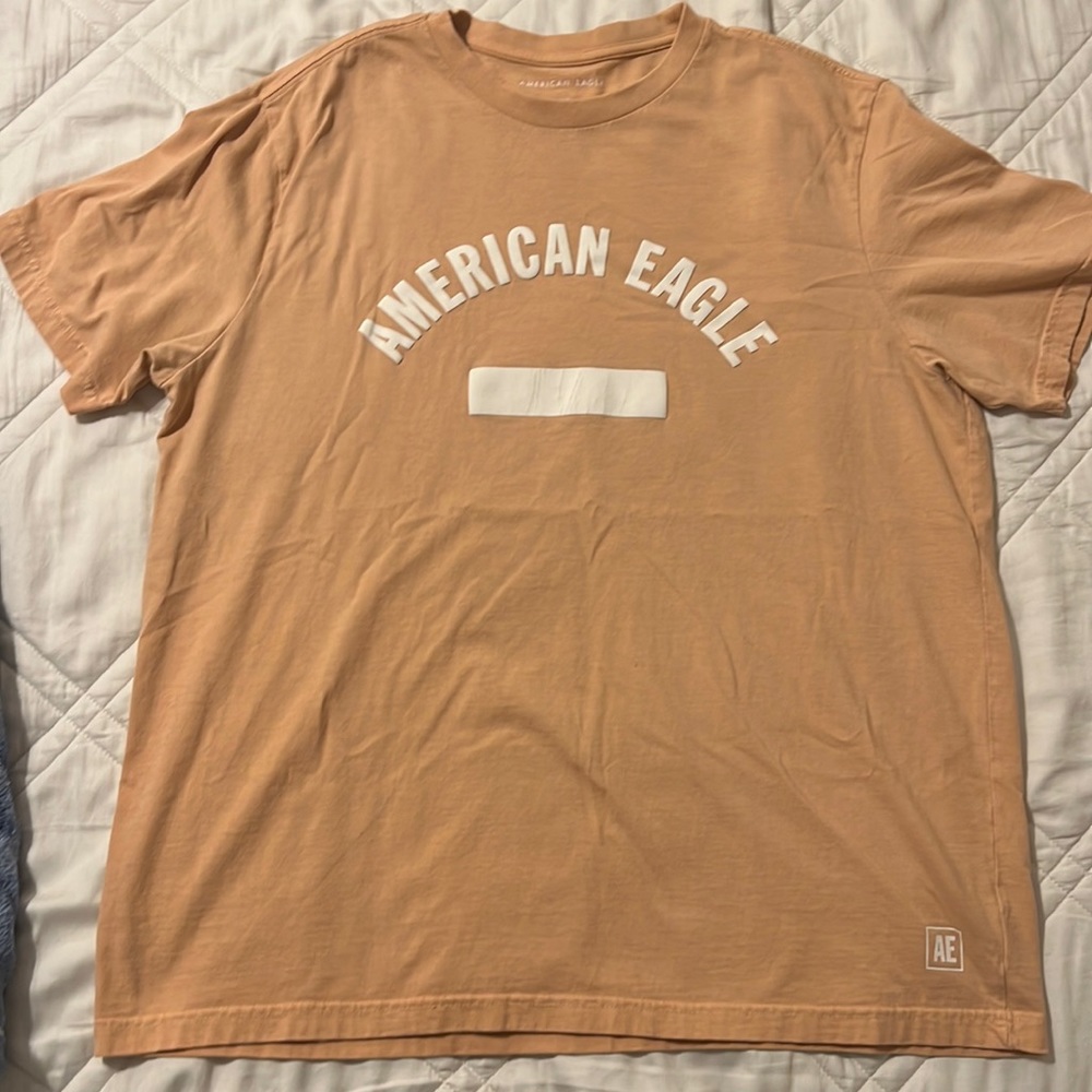 AMERICAN EAGLE tee